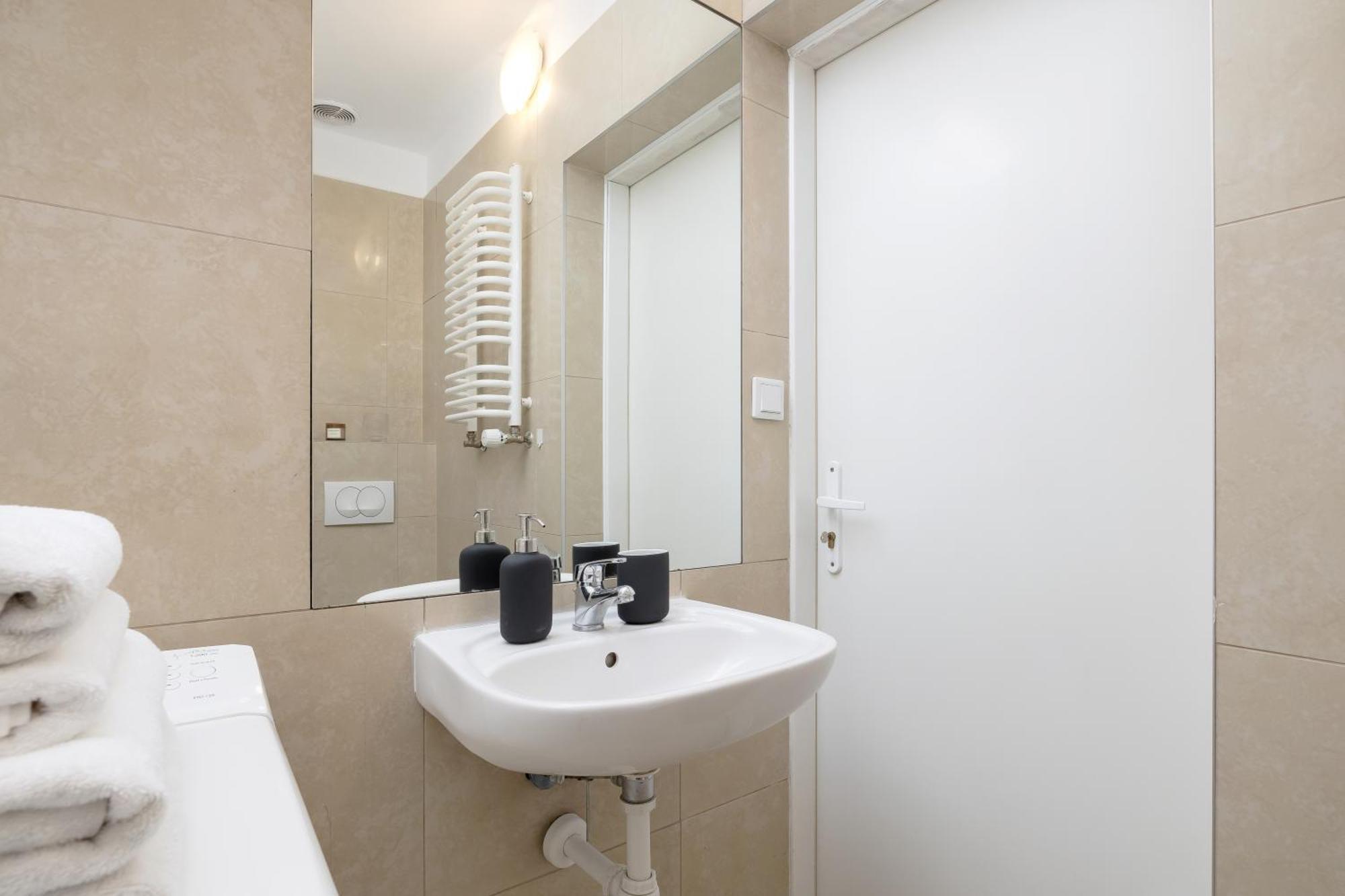 Studio Apartment With Ac - Dluga 65 Красков Екстериор снимка